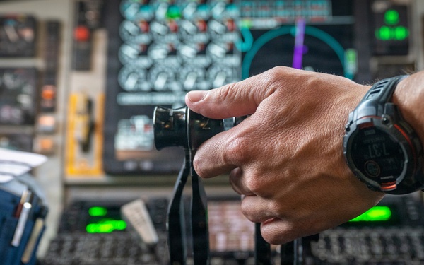 KC-135 refuels F16s for theater stability