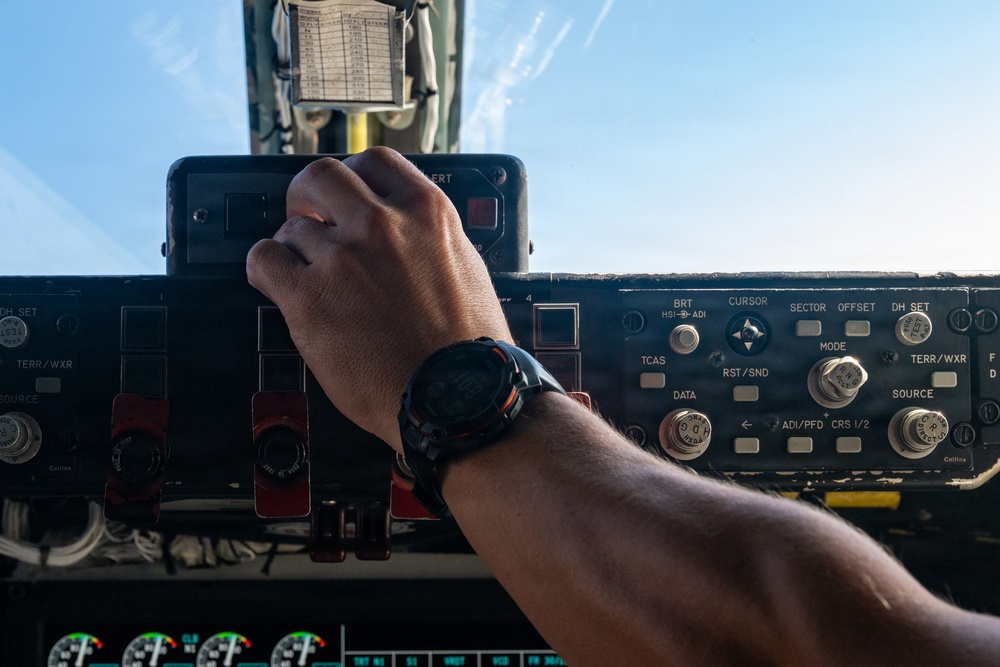 KC-135 refuels F16s for theater stability