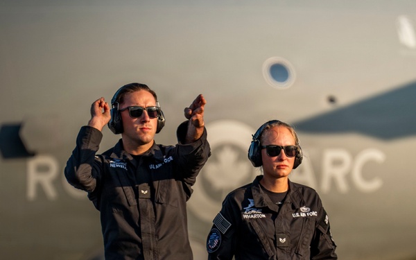 F-22 Opens Air Show London Skydrive 2026