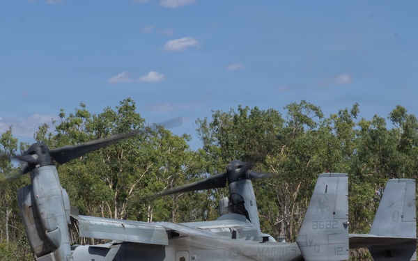MRF-D Marines conduct fast-roping training