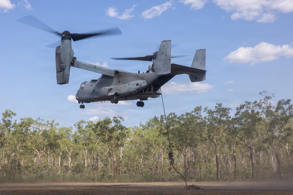MRF-D Marines conduct fast-roping training