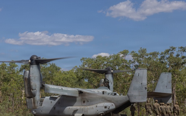 MRF-D Marines conduct fast-roping training