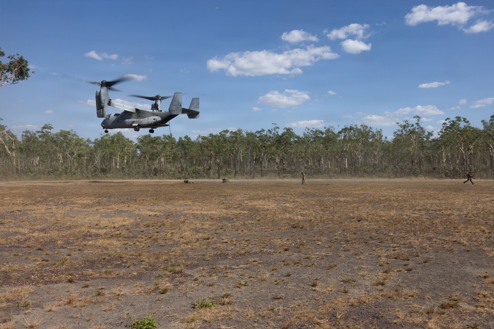 MRF-D Marines conduct fast-roping training