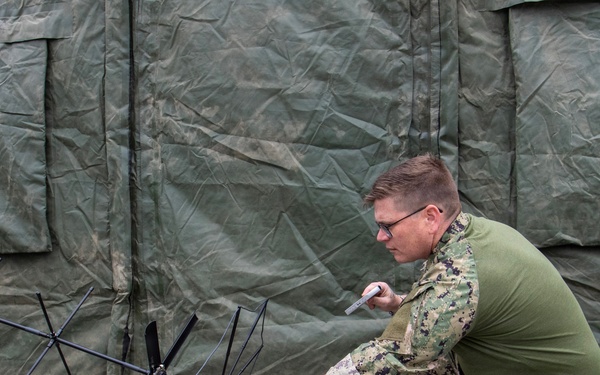 ET1 adjusts a Yagi-Uda antenna during Northern Viking 2026