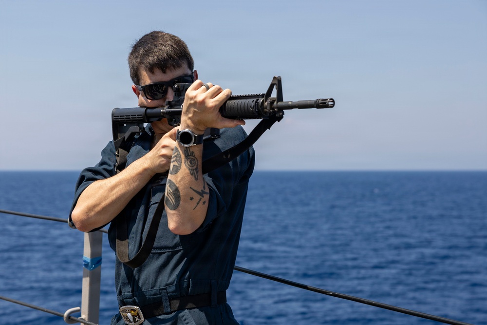 DDG 117 Conducts Weapons Familiarization