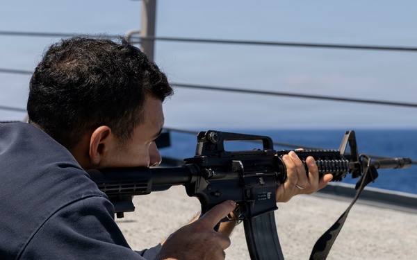 DDG 117 Conducts Weapons Familiarization