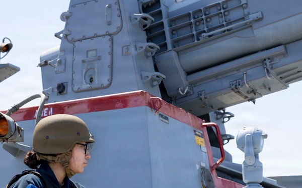 DDG 117 Conducts AT Drill