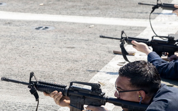 Shooting M4 Carbine on DDG 117