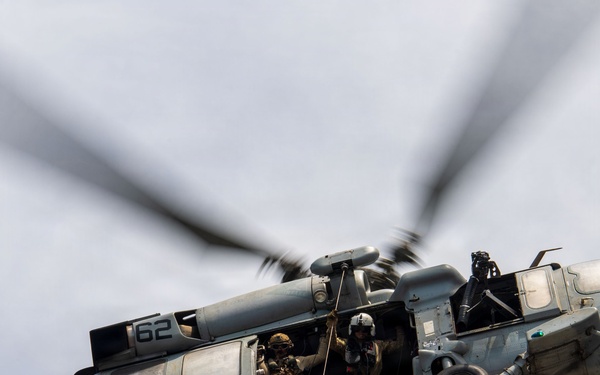 USS Boxer, HSC-21 Conduct Hoist Training