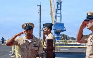 USS Carl Vinson (CVN 70) conducts commissioning ceremony
