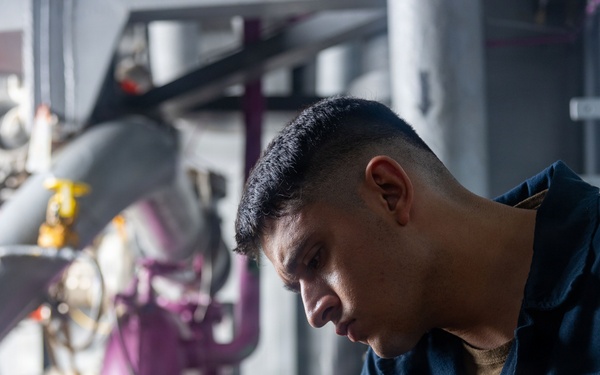 U.S. Sailors, Marines Conduct Routine Operations Aboard USS Boxer