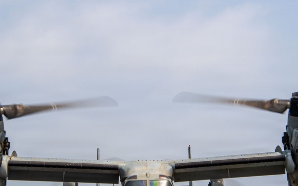 USS Boxer, 11th MEU Conduct Flight Operations