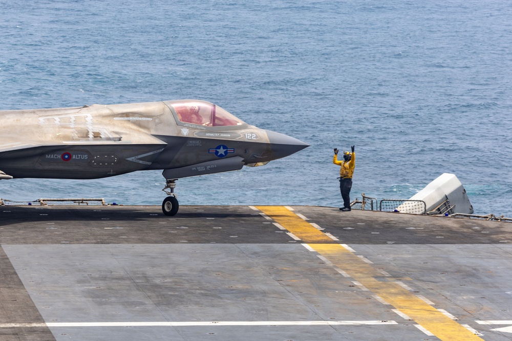 USS Boxer, VMFA 122 Conduct Flight Operations