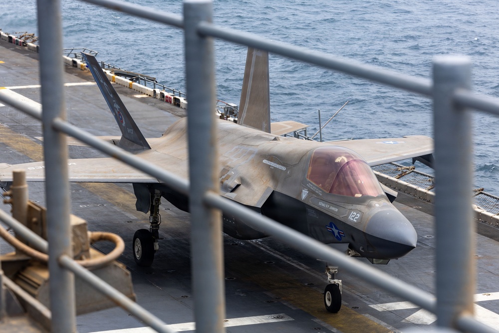 USS Boxer, VMFA 122 Conduct Flight Operations
