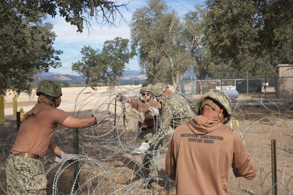 NMCB 4 Seabees Begin FTX, Build HQ