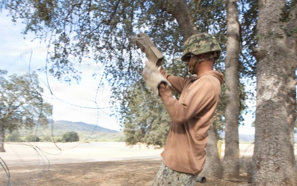 NMCB 4 Seabees Begin FTX, Build HQ