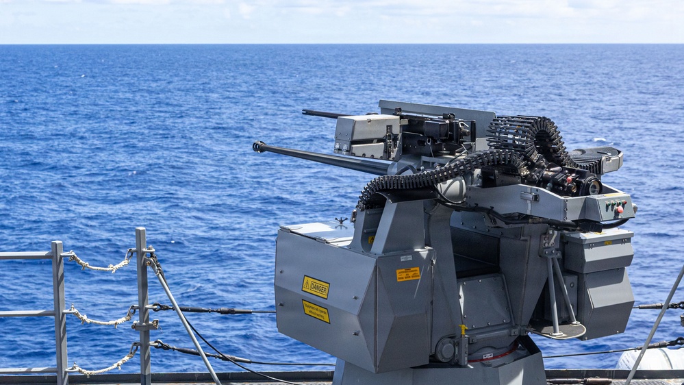 USS Mustin conducts live-fire exercise with Mark 38 Mod 4 30mm machine gun