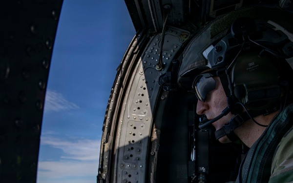 MH-60S Sea Hawk Conducts Flight Operations with USS Makin Island
