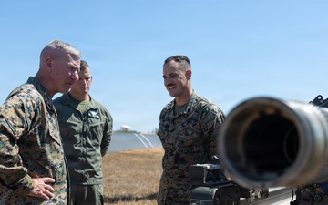 The Commandant, Gen. Eric M. Smith visits MRF-D
