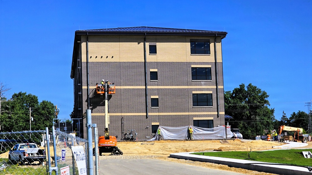 Fort McCoy Officers Quarters Project nearly 80 percent complete, remains ahead of schedule