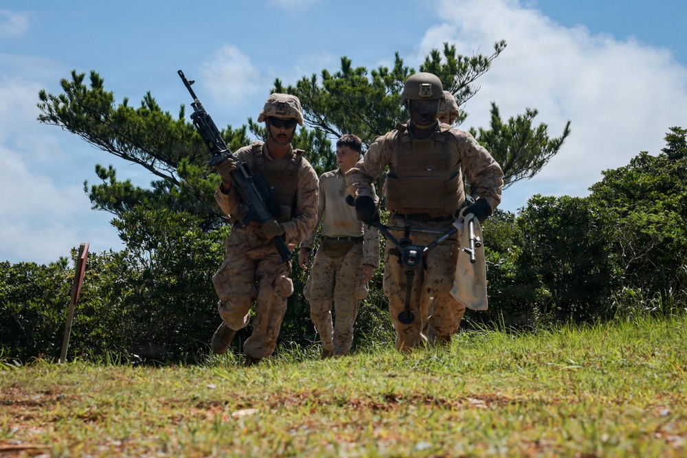 5th Air Naval Gunfire Liaison Company Marines participate in live-fire training