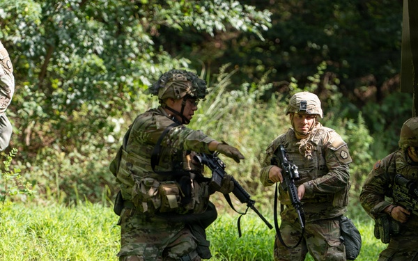 Training for Victory: 95th Trans. Co. Enhances Readiness Through Urban Assault and Mobility training