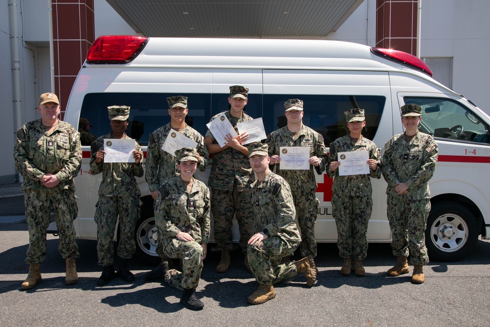 NMRTU Iwakuni EMT Course Graduation