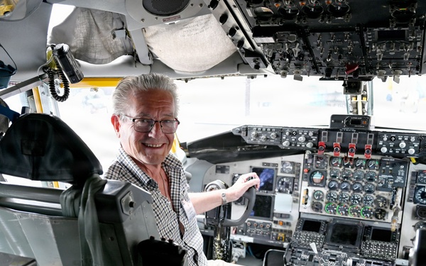 Key Leader Engagement Day provides first-hand insight into 100th ARW, 352nd SOW missions