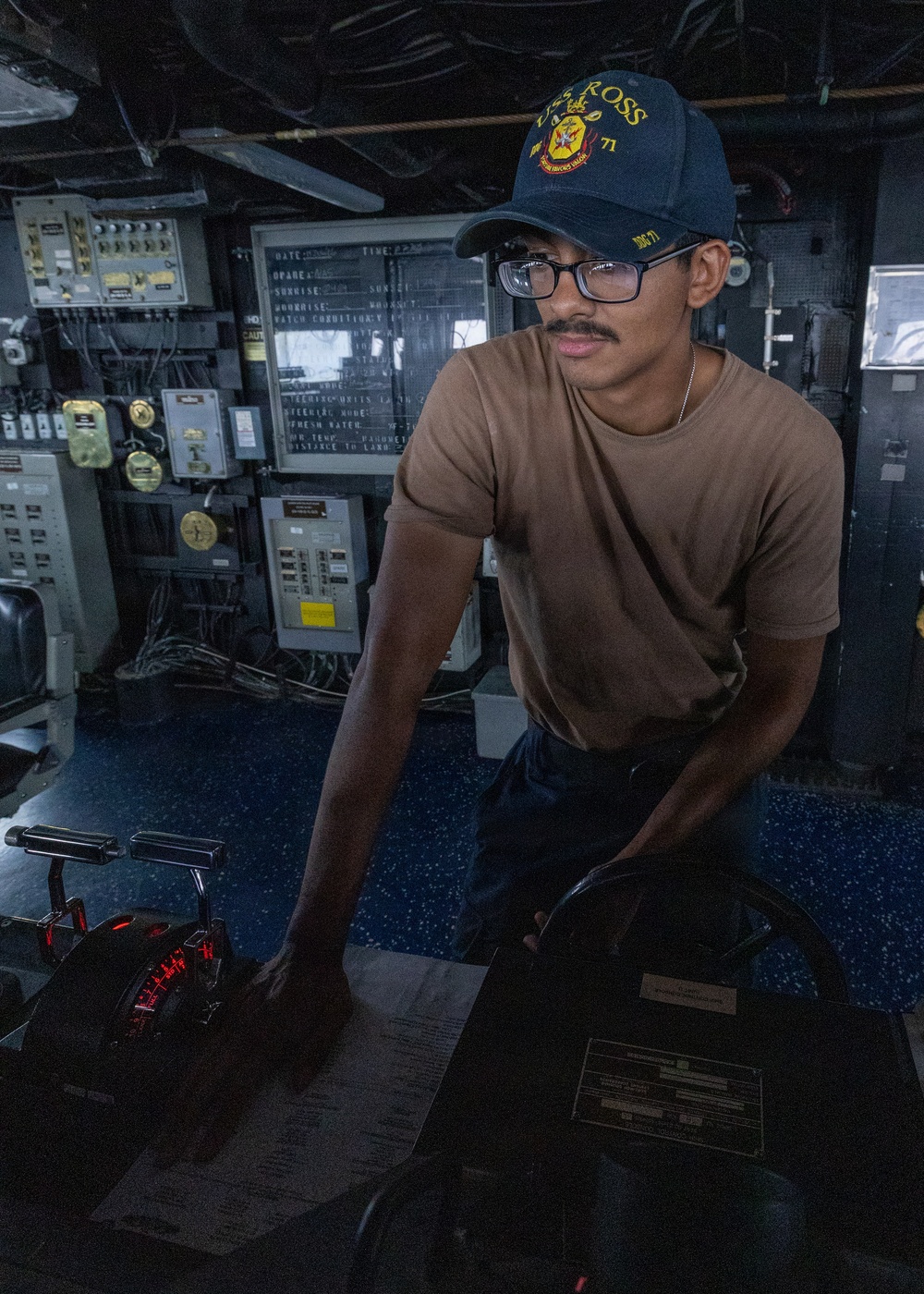 Bridge Operations Aboard USS Ross (DDG 71)