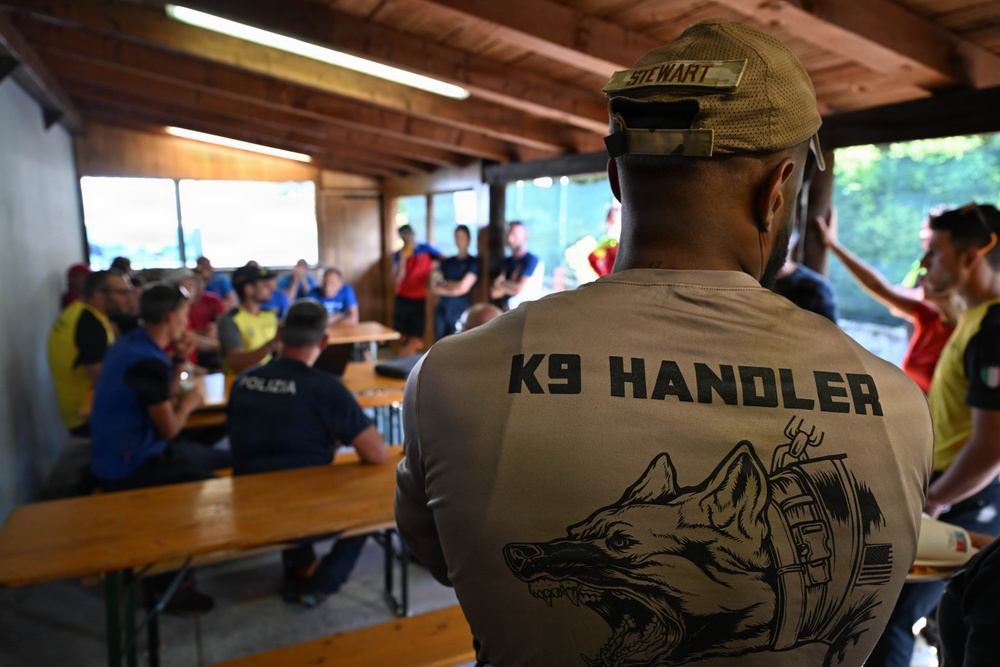 31 SFS K-9 unit participates in Operazione Gambero training