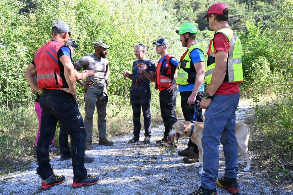 31 SFS K-9 unit participates in Operazione Gambero training