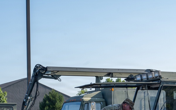126 ARW Hosts Deicer Training