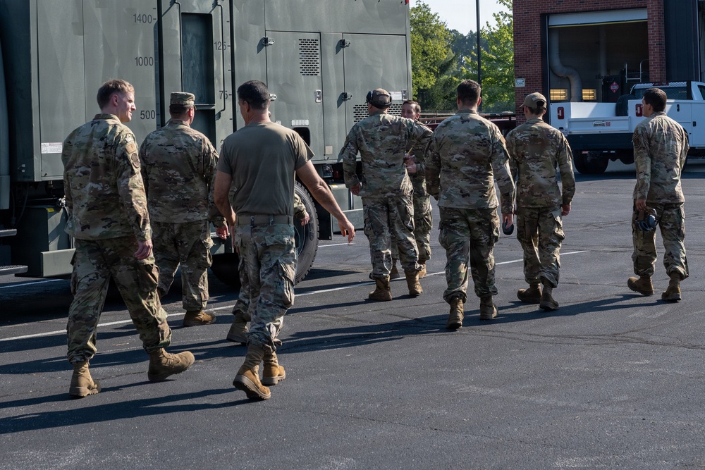 126 ARW Hosts Deicer Training