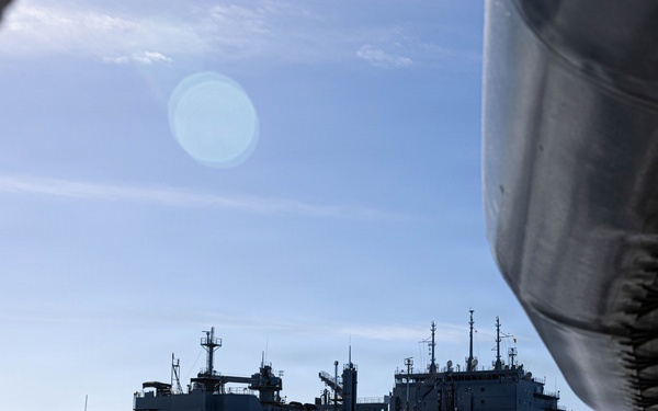 USS Mustin conducts replenishment-at-sea with USNS Alan Shepard