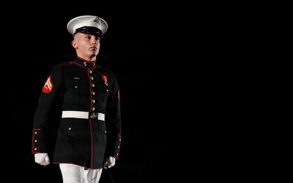 Lt. Gen. Odom hosts Her Excellency Nicola Clase for Evening Parade at Marine Barracks Washington