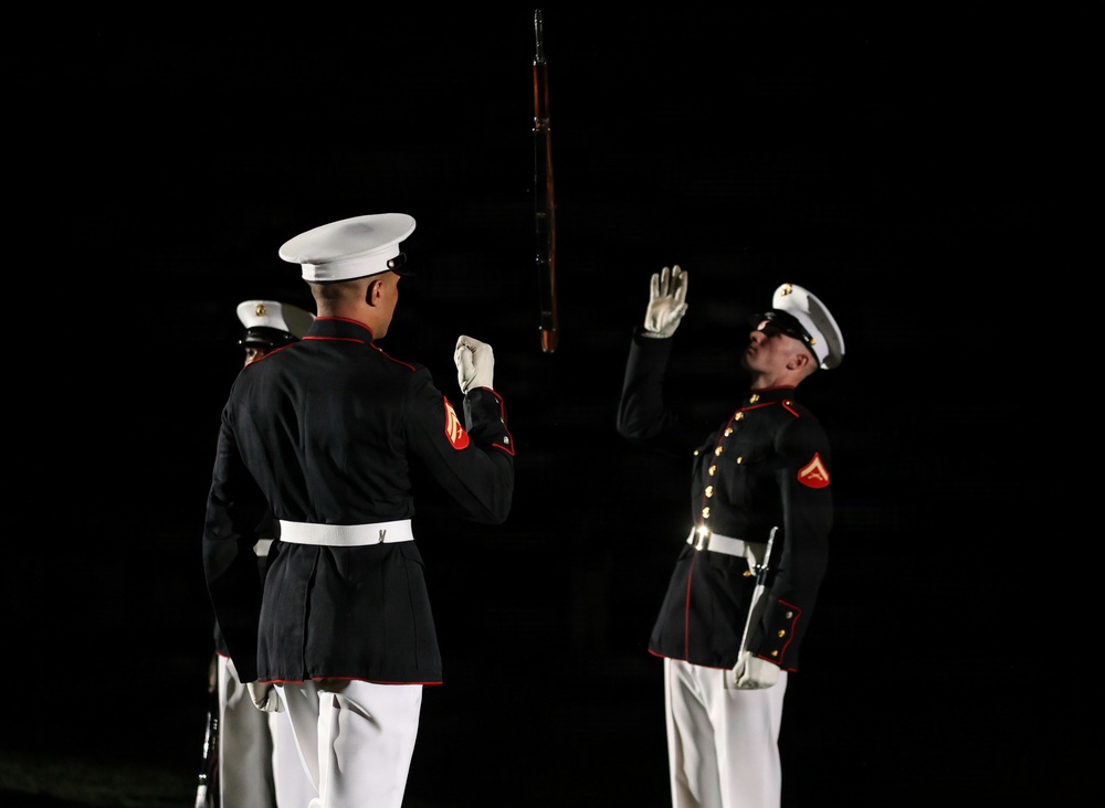 Lt. Gen. Odom hosts Her Excellency Nicola Clase for Evening Parade at Marine Barracks Washington