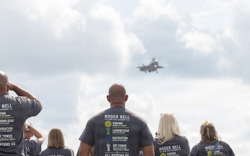 Roger Bell New Tech Academy visits VMFA-231