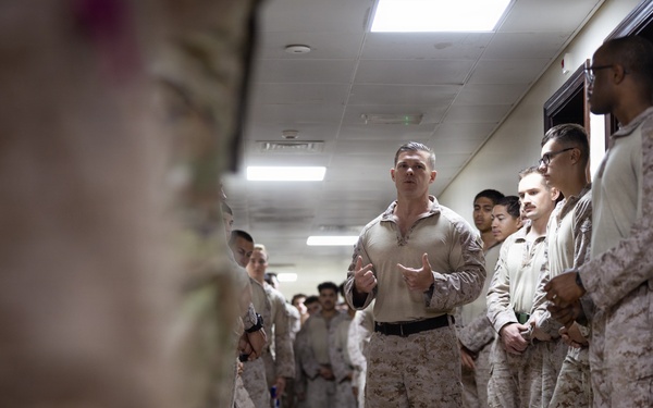 Task Force Lightning Senior Leader visits U.S. Marines in the CENTCOM AOR