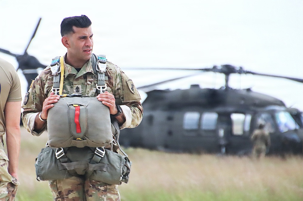 404th Civil Affairs Battalion Pre-Jump Reflection at JB MDL