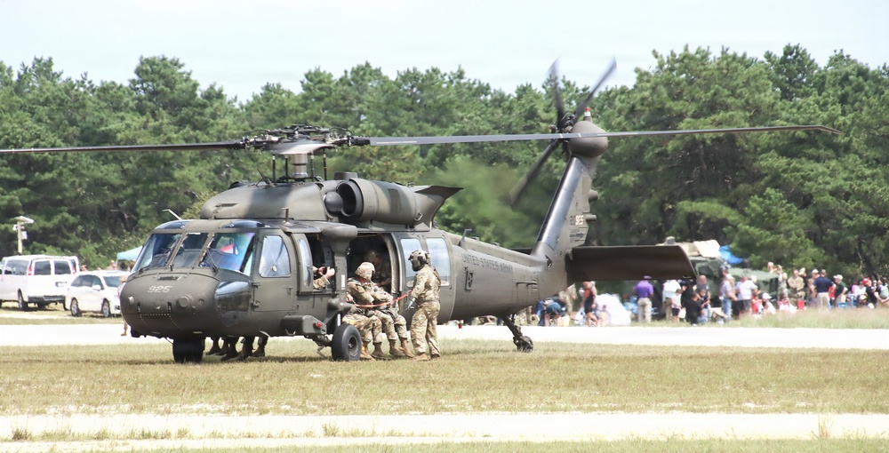 404th Civil Affairs Battalion Helicopter Staging at JB MDL