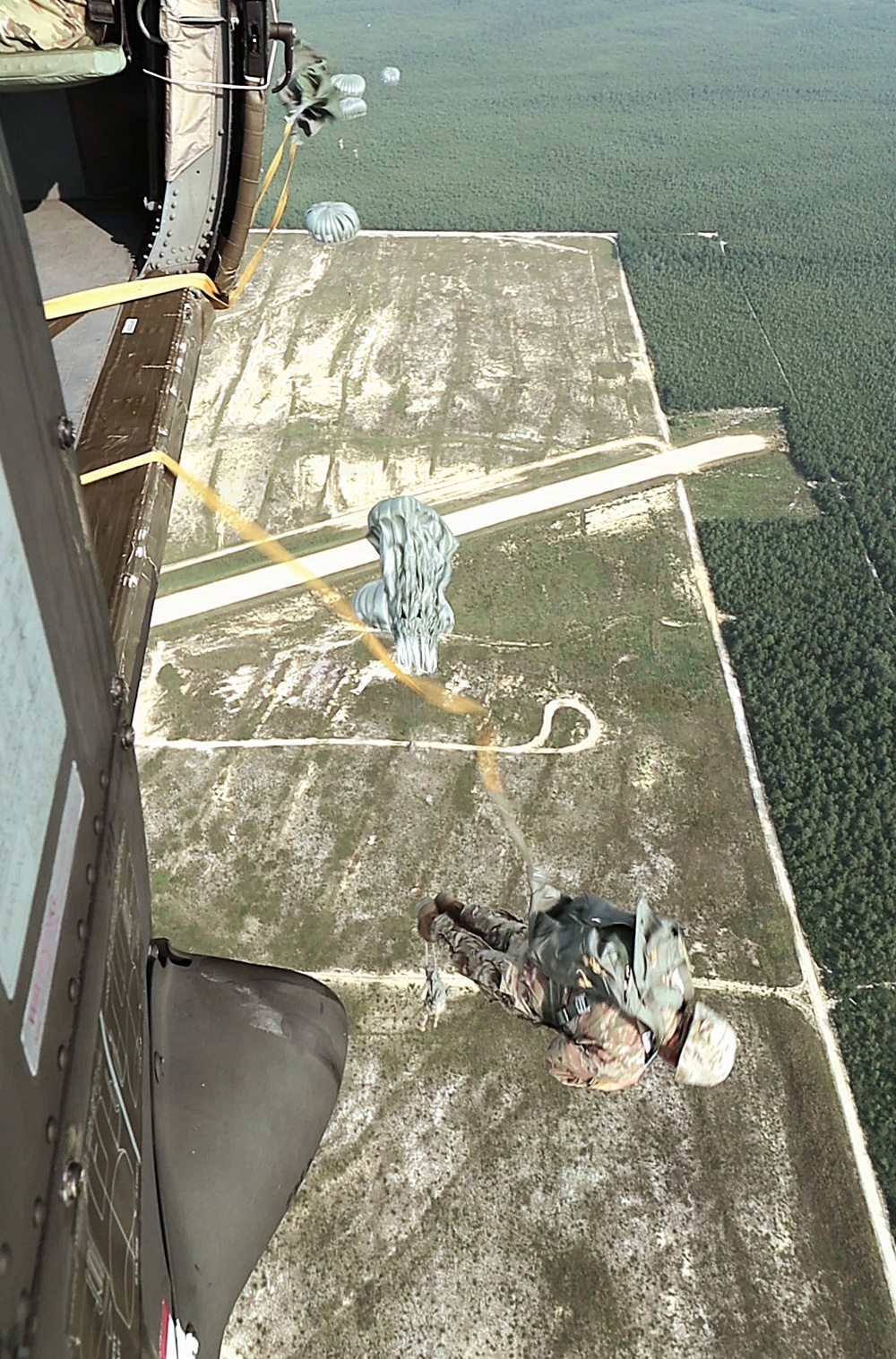 404th Civil Affairs Battalion Airborne Insertion at JB MDL