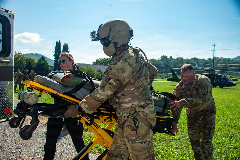 1-230th Aviation Regiment Builds Medical Readiness with Tennessee Agencies
