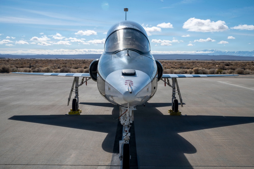 Have 5tarboy: USAF Test Pilot School's Test Management Project utilizes new GPS system for better navigation guidance for aircraft
