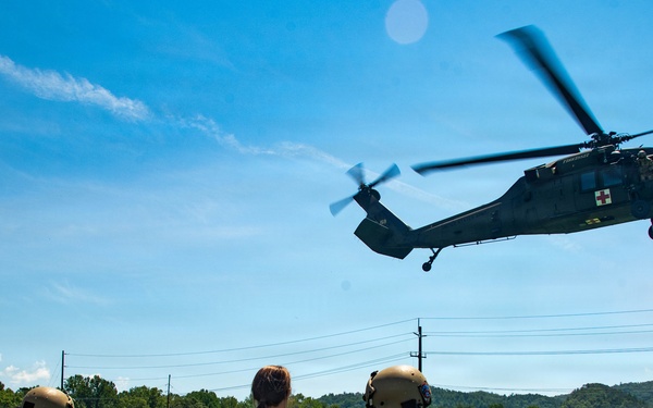 1-230th Aviation Regiment Builds Medical Readiness with Tennessee Agencies