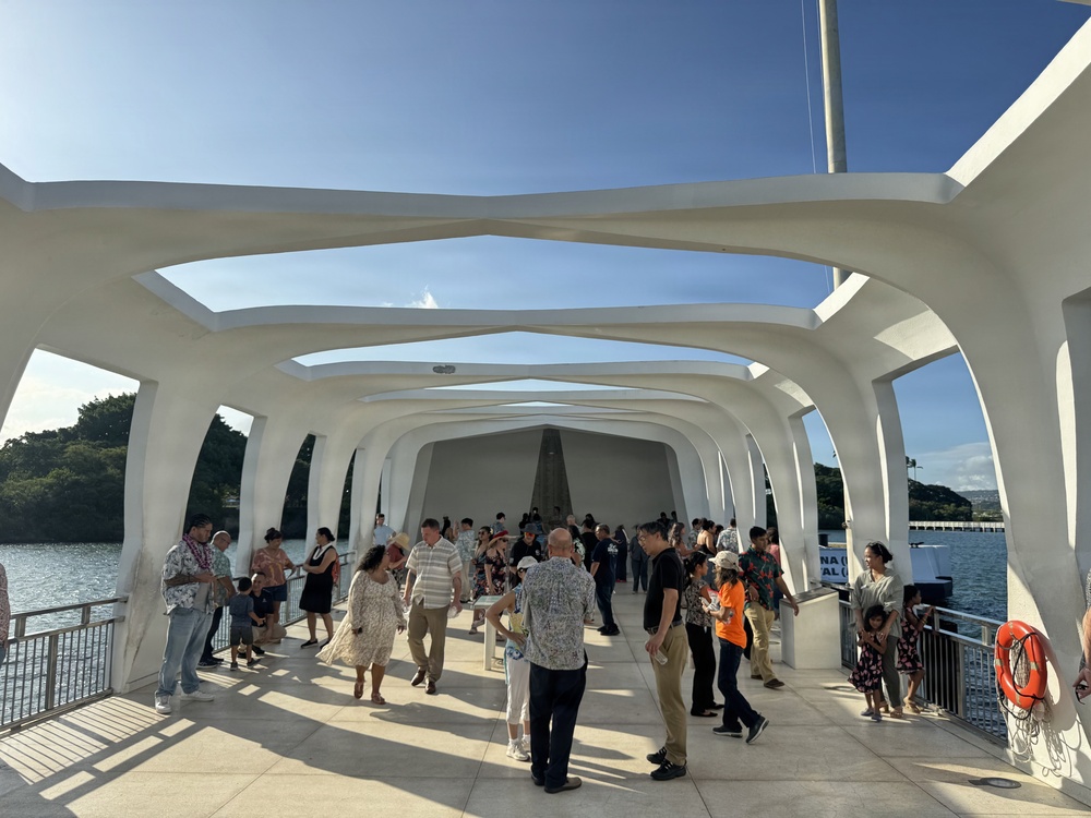 CNRH hosts White Boat Tour