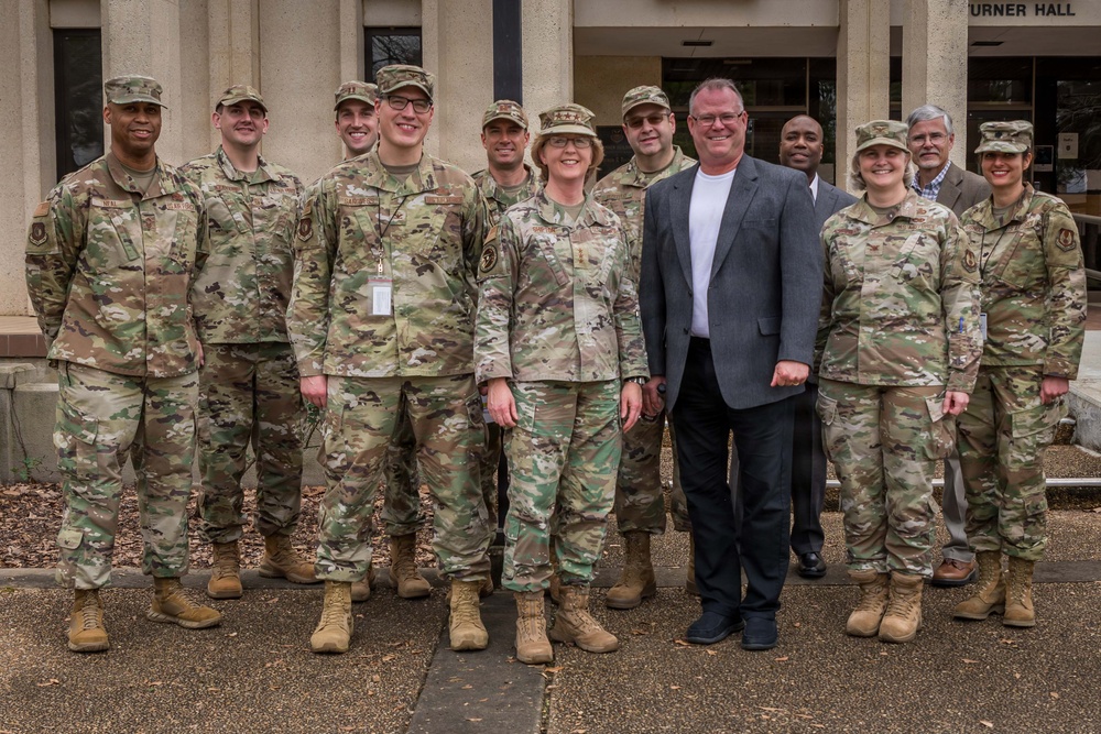 Lieutenant General Donna Shipton Visits BES