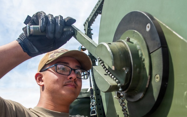 258th CAOS Airmen teardown mobile air traffic control tower