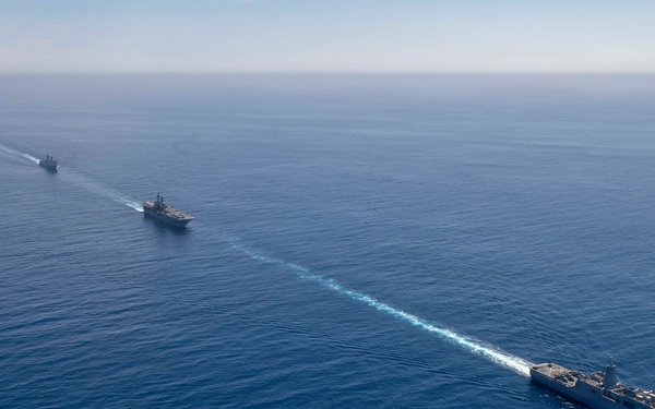 USS Makin Island conducts training in U.S. 3rd Fleet area