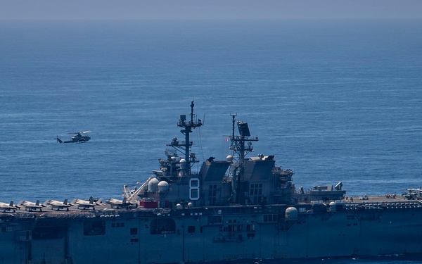 USS Makin Island conducts training in U.S. 3rd Fleet area