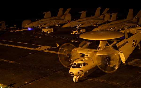 USS George Washington Nighttime flight operations
